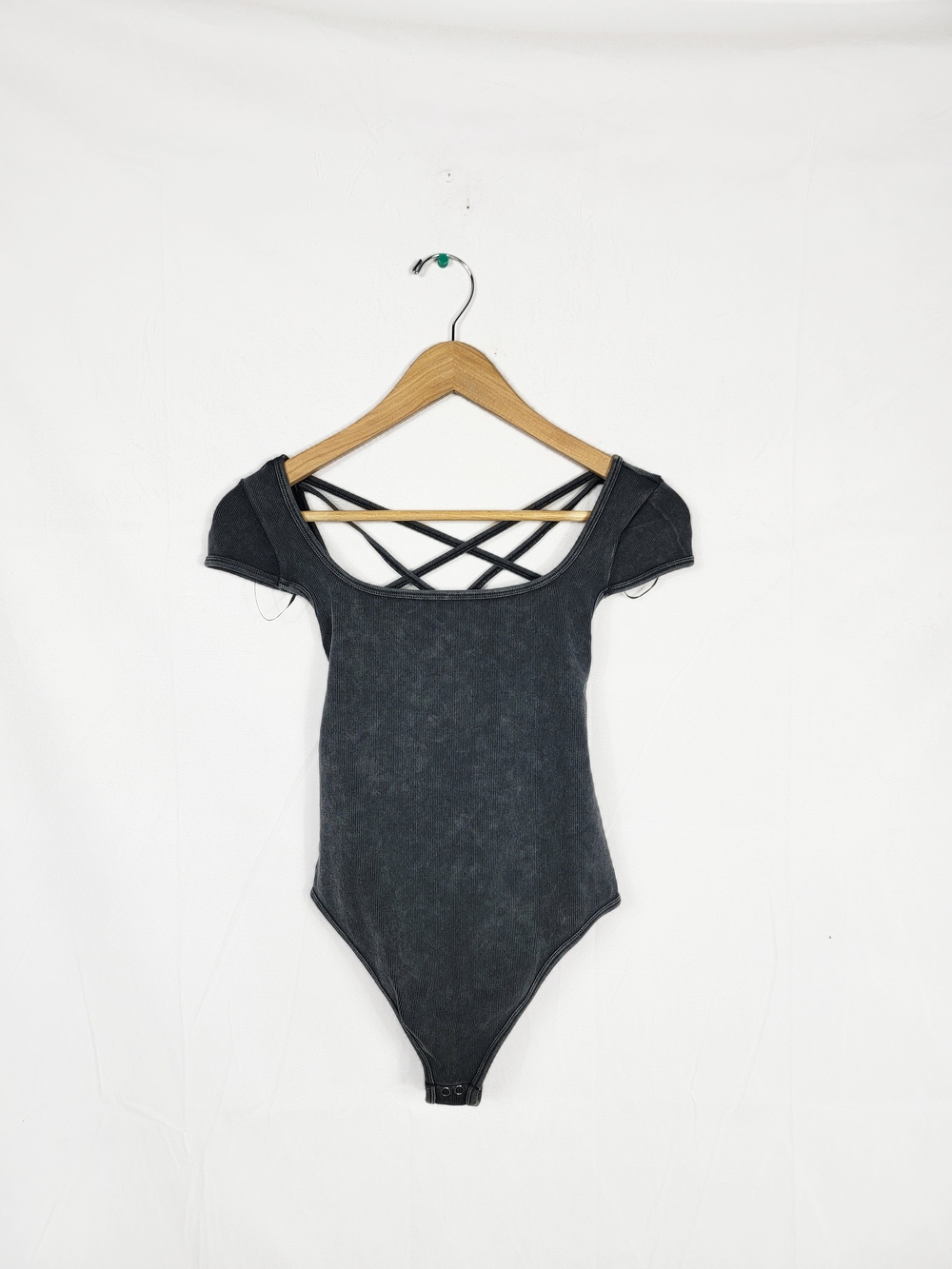 Sincerely Jules Medium/large Crisscross Back Black Short Sleeve Bodysuit